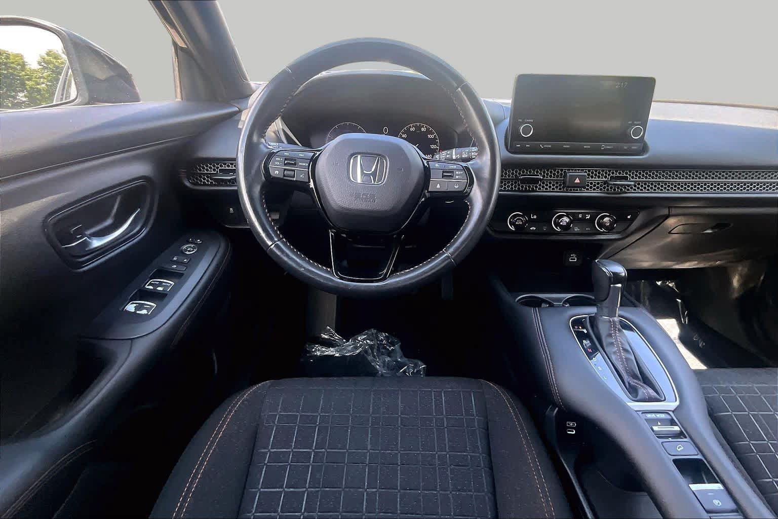 Used 2024 Honda HR-V Sport image 6