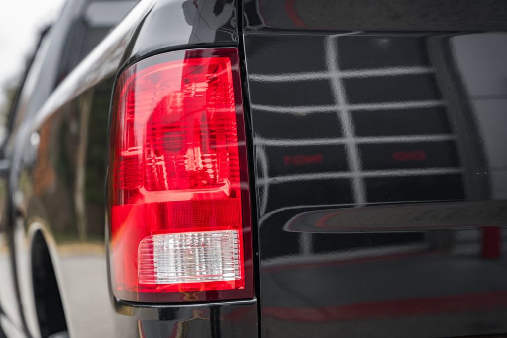 Used 2016 RAM 2500 Big Horn w/ Black Appearance Group image 10