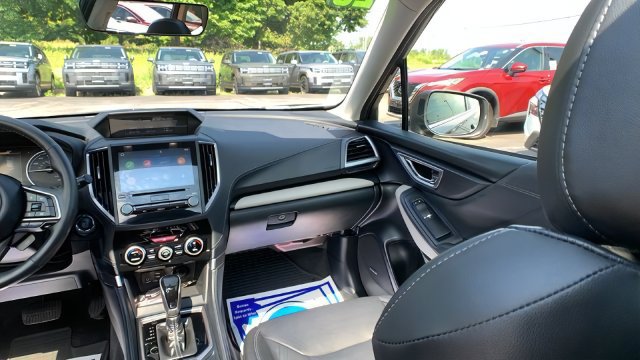 Used 2023 Subaru Forester Limited AWD/4WD image 25