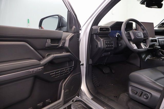 New 2026 Toyota 4Runner TRD Off-Road Premium AWD/4WD image 8