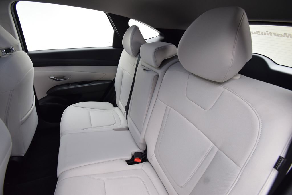 Used 2025 Hyundai Tucson SE image 21