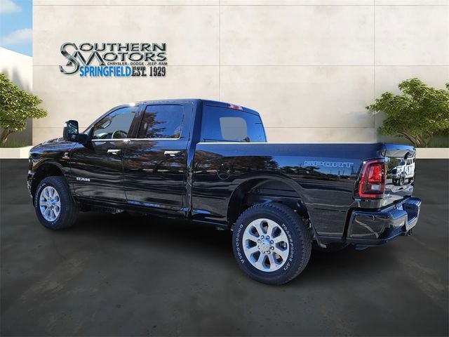 New 2026 RAM 2500 Big Horn AWD/4WD image 3