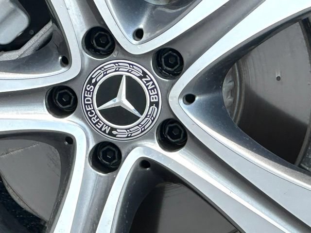 Certified 2019 Mercedes-Benz E 300 4MATIC image 17