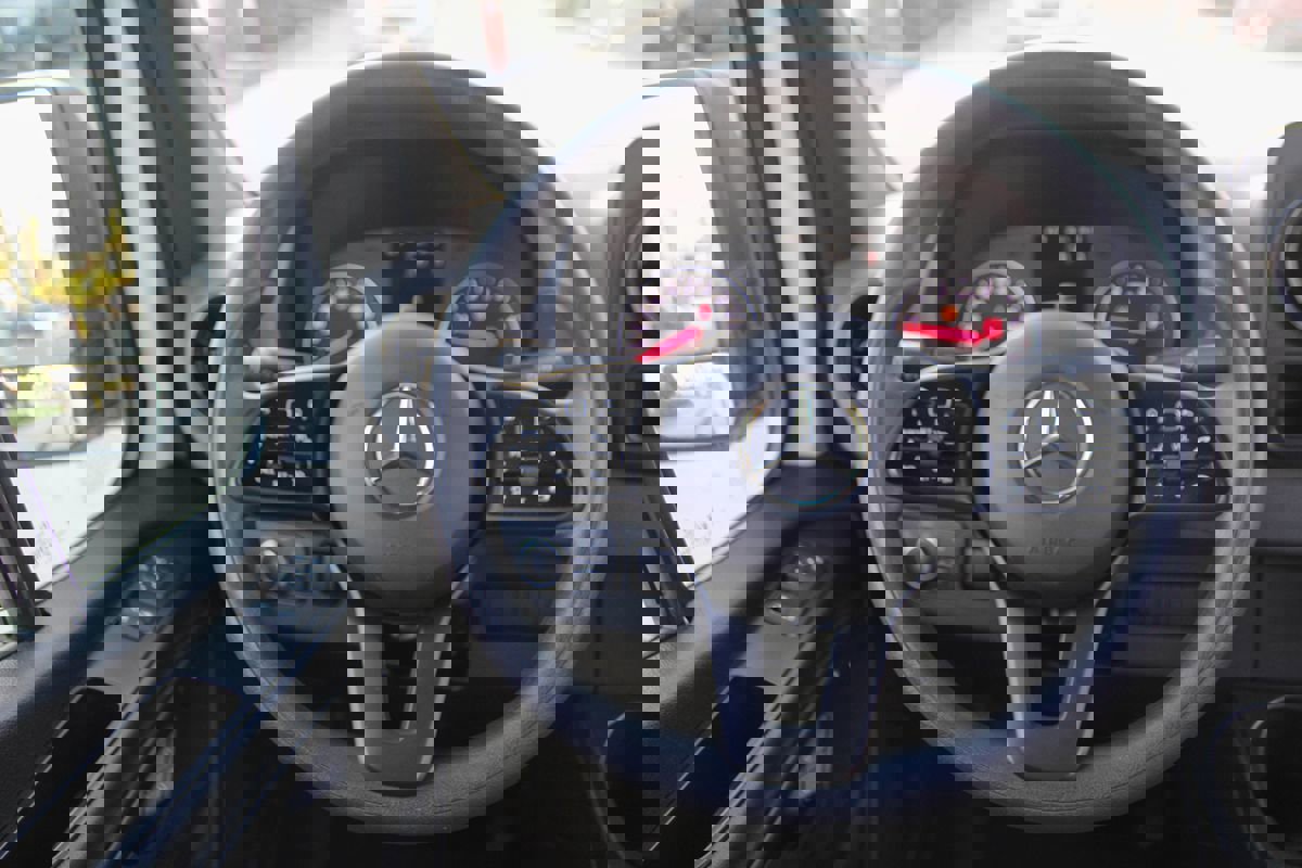 Used 2024 Mercedes-Benz Sprinter 2500 image 23