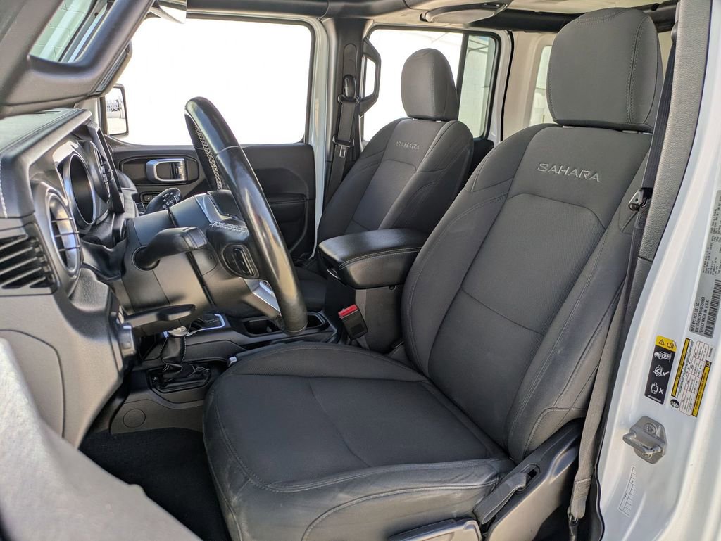 Used 2022 Jeep Wrangler Unlimited Sahara w/ Cold Weather Group AWD/4WD image 23