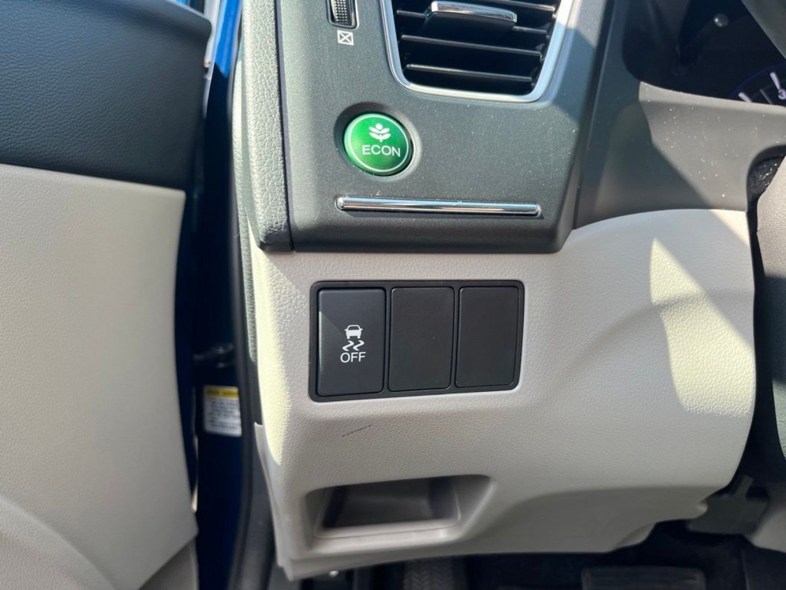 Used 2015 Honda Civic LX image 11