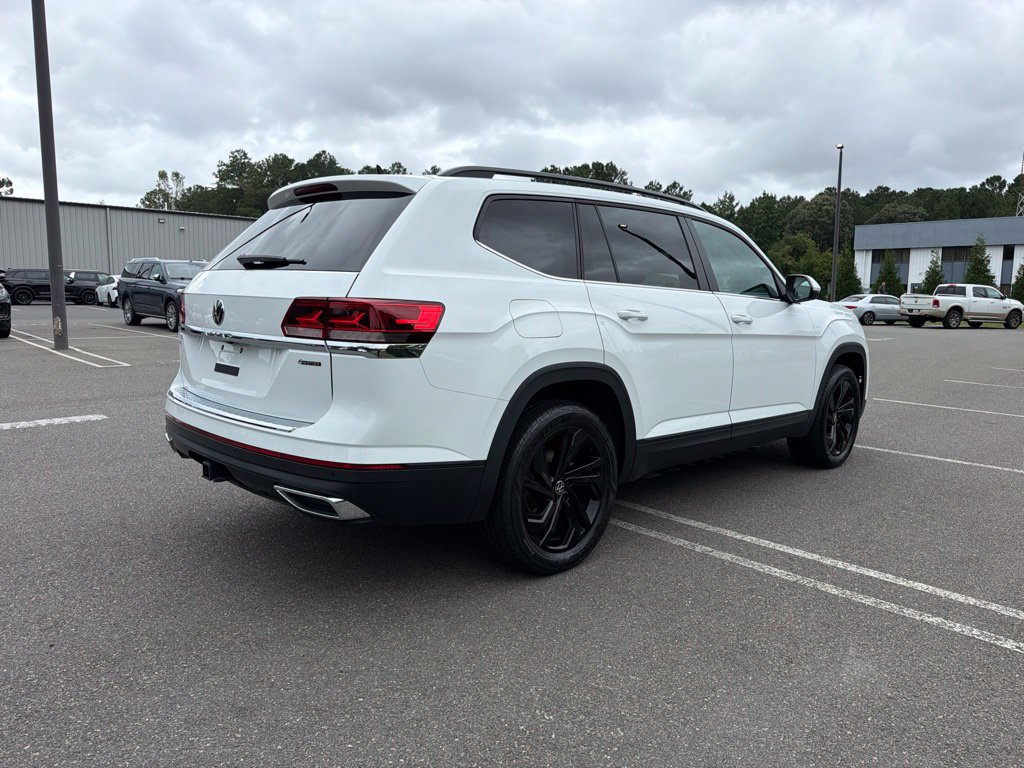 Used 2023 Volkswagen Atlas SE w/ Black Wheel Package AWD/4WD image 5