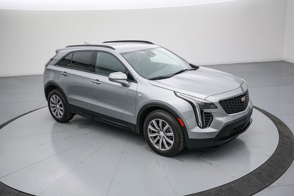 Used 2023 Cadillac XT4 Sport FWD image 3