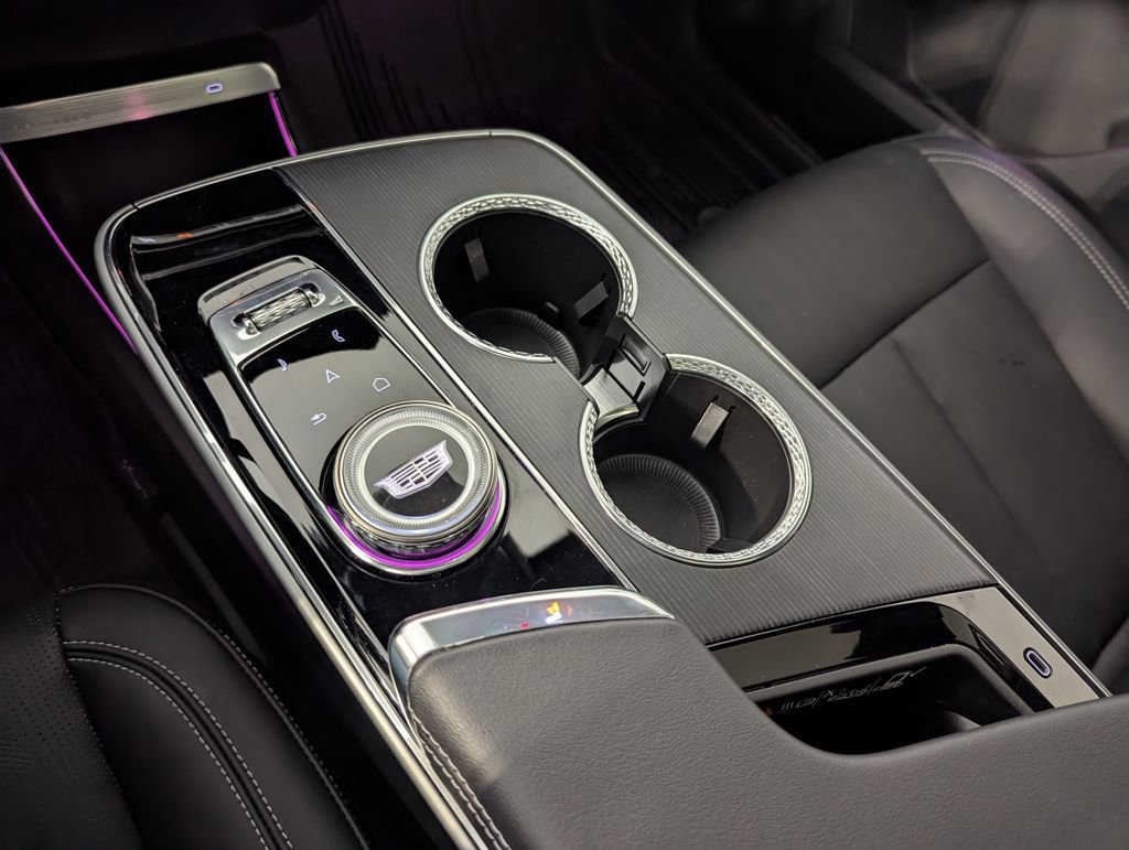 Used 2024 Cadillac Lyriq Luxury w/ LPO, Floor Liner Package image 8