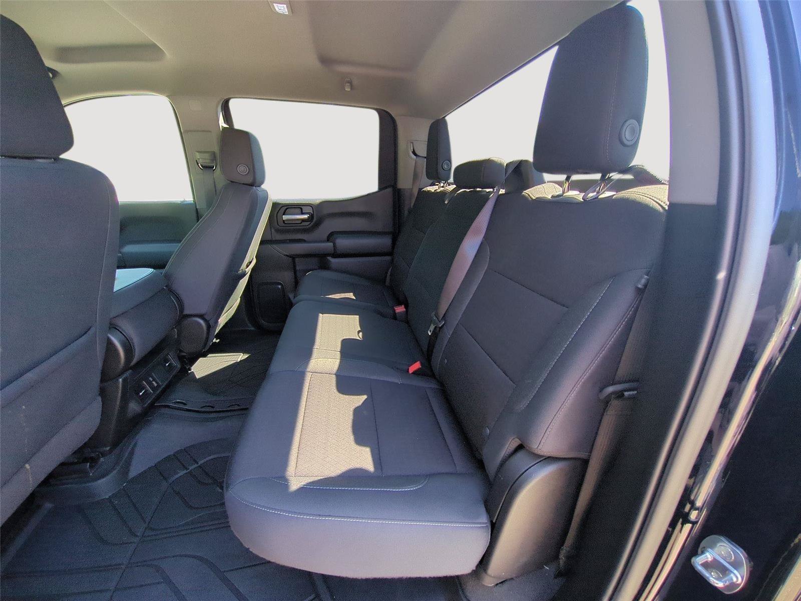 Used 2024 Chevrolet Silverado 1500 Custom Trail Boss AWD/4WD image 27