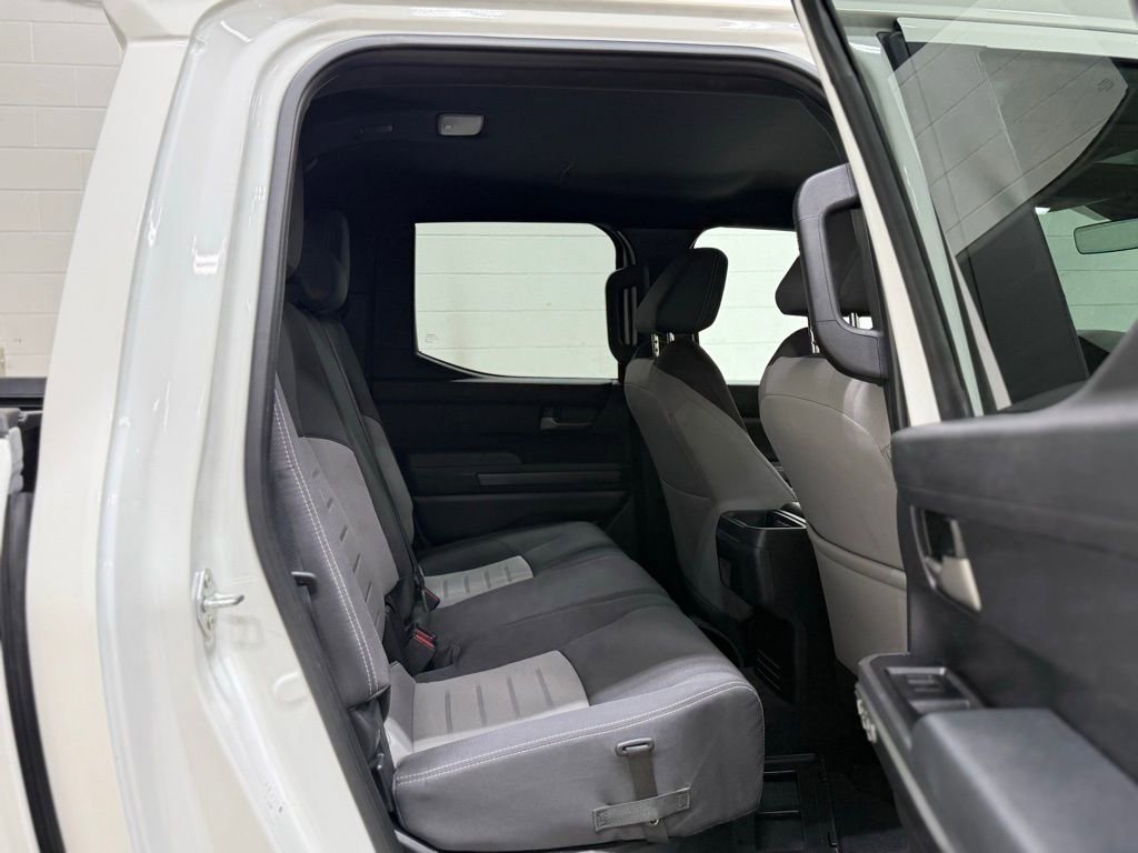 Used 2025 Toyota Tacoma TRD Off-Road image 32