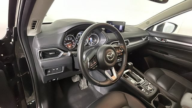 Used 2025 MAZDA CX-5 AWD 2.5 S w/ Preferred Package image 13