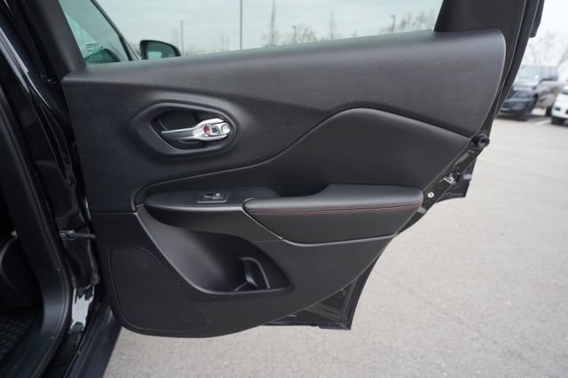 Used 2022 Jeep Cherokee Trailhawk w/ Sun, Sound & Nav Group image 23