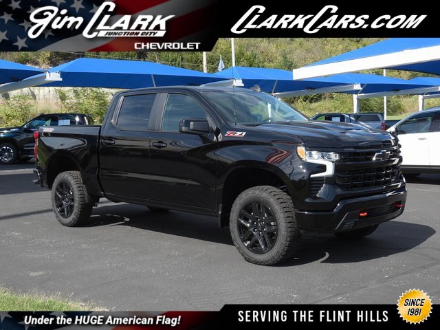 New 2026 Chevrolet Silverado 1500 LT Trail Boss w/ Convenience Package II image 1