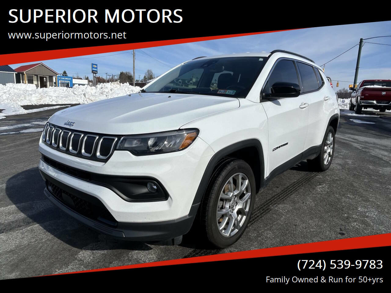 Used 2022 Jeep Compass Latitude image 1