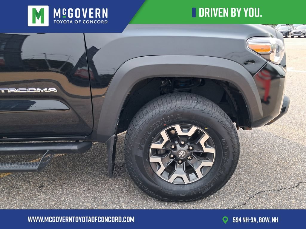 Used 2019 Toyota Tacoma TRD Off-Road w/ Technology Package AWD/4WD image 9