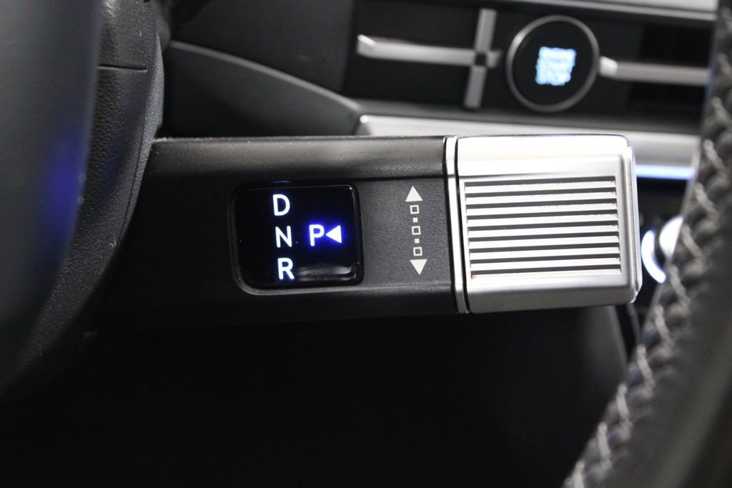 Used 2024 Hyundai Santa Fe Limited image 42