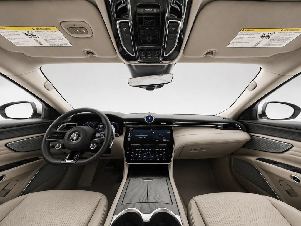 Used 2023 Maserati Grecale GT AWD/4WD image 28