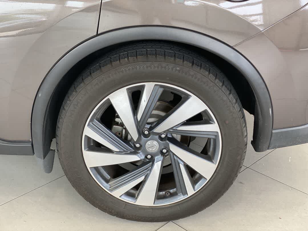 Used 2015 Nissan Murano Platinum w/ Cargo Package AWD/4WD image 12