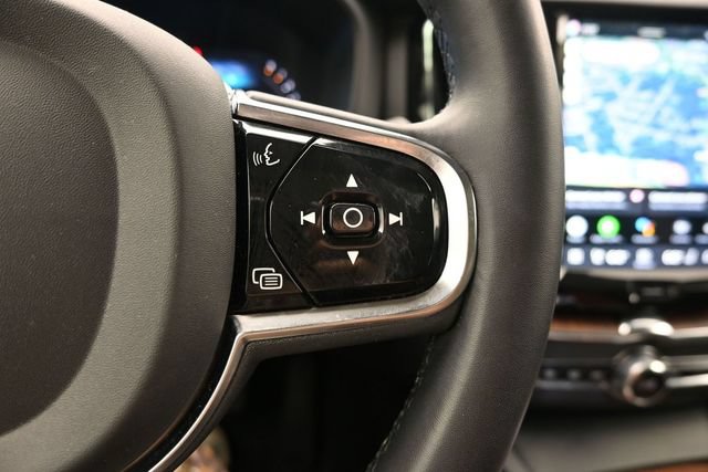 Used 2024 Volvo XC60 B5 Ultimate w/ Climate Package AWD/4WD image 26