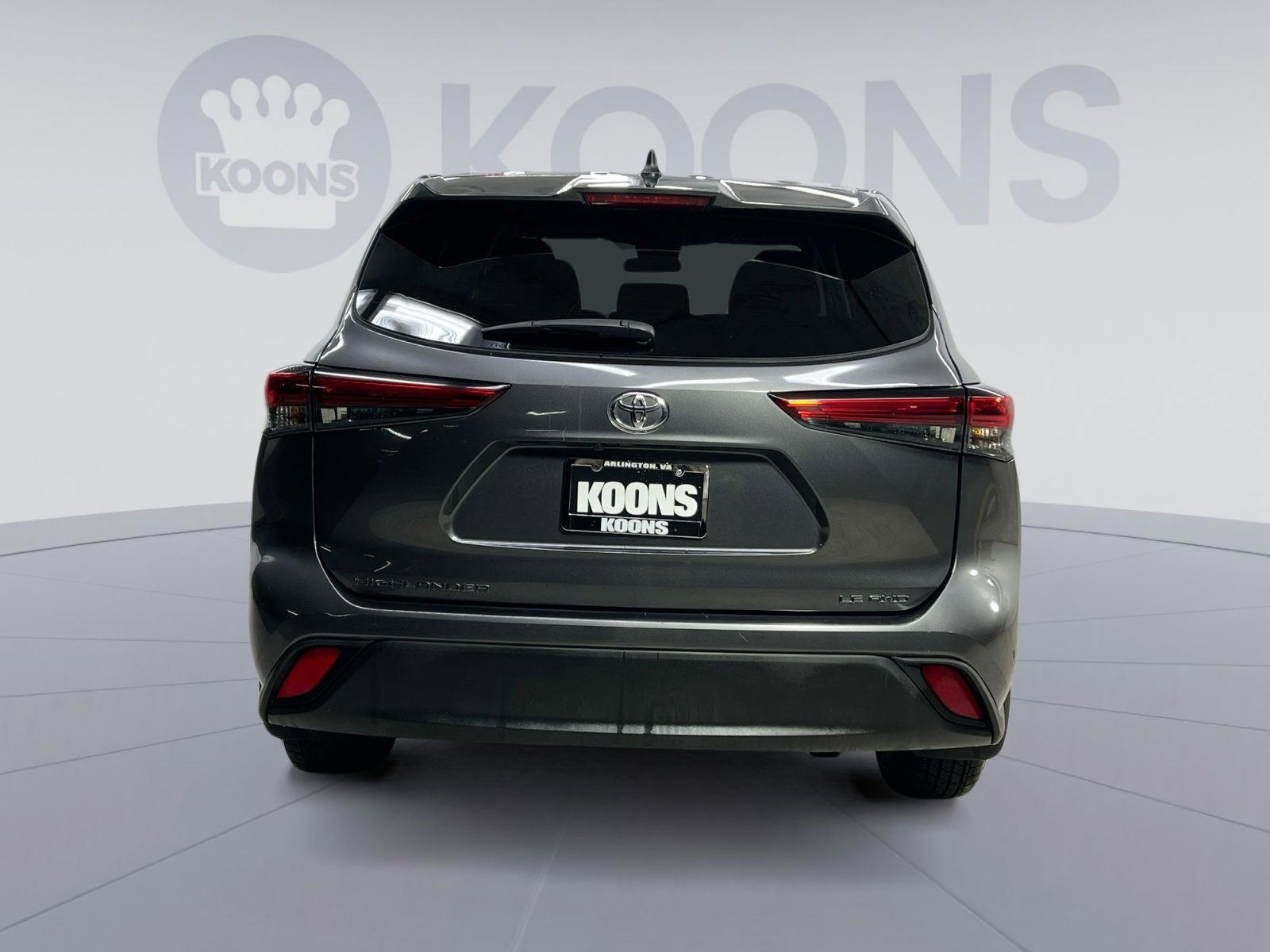Used 2023 Toyota Highlander LE image 11