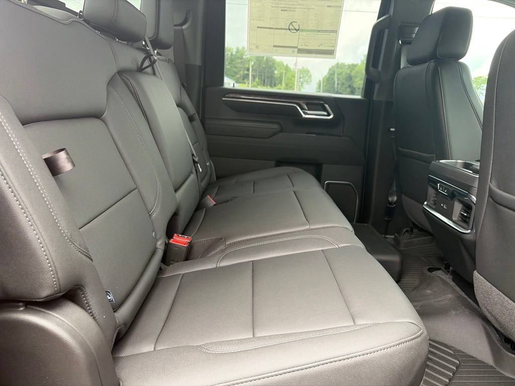 New 2026 Chevrolet Silverado 2500 LTZ w/ LTZ Plus Package AWD/4WD image 37