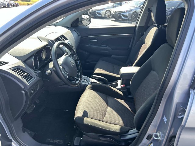 Used 2016 Mitsubishi Outlander Sport SE AWD/4WD image 19