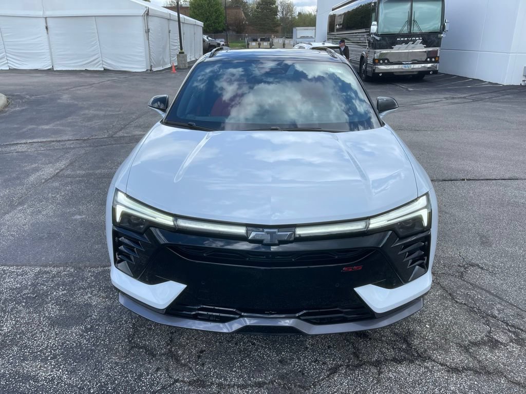 New 2026 Chevrolet Blazer EV SS AWD/4WD image 2