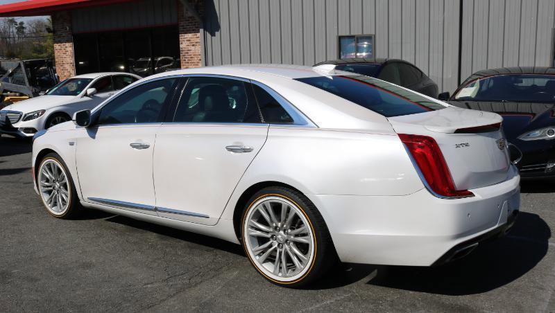 Used 2018 Cadillac XTS Luxury image 6