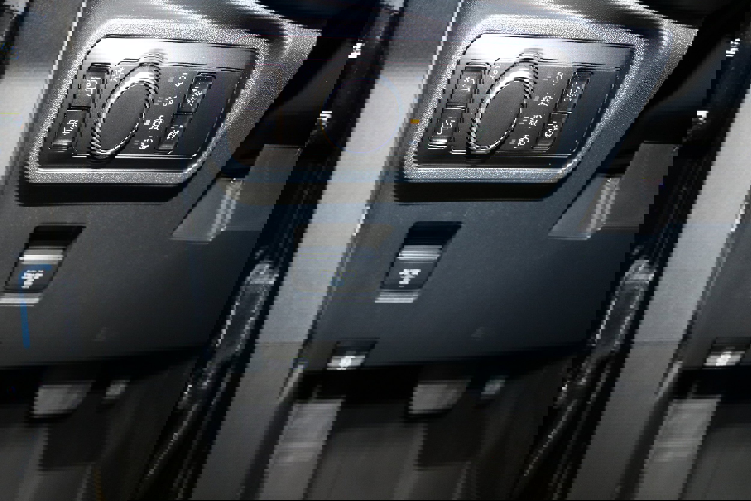 New 2025 Ford Bronco Badlands image 13