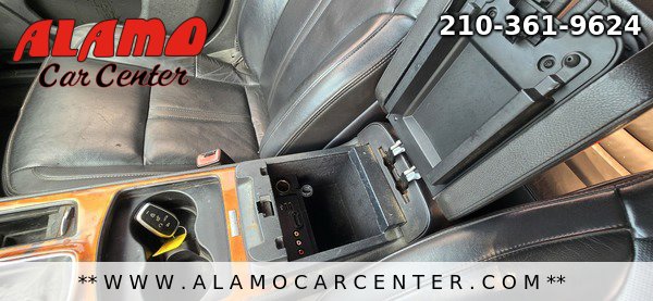 Used 2013 Lincoln MKS image 39