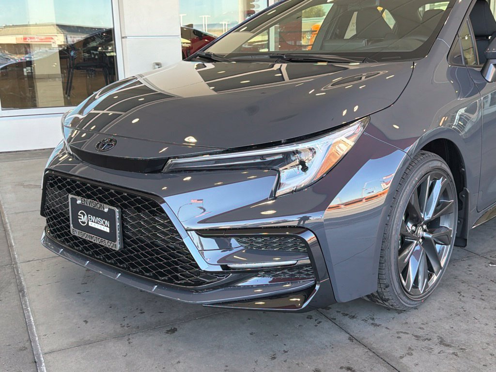 New 2027 Toyota Corolla SE FWD image 3