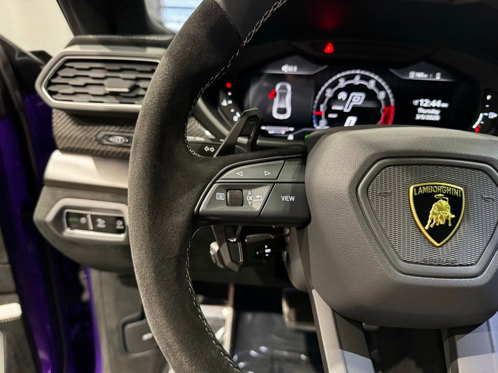 Used 2024 Lamborghini Urus Performante image 34