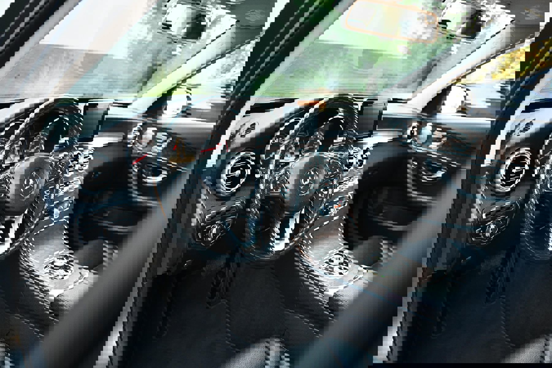 Used 2018 Mercedes-Benz C 300 4MATIC Sedan image 20