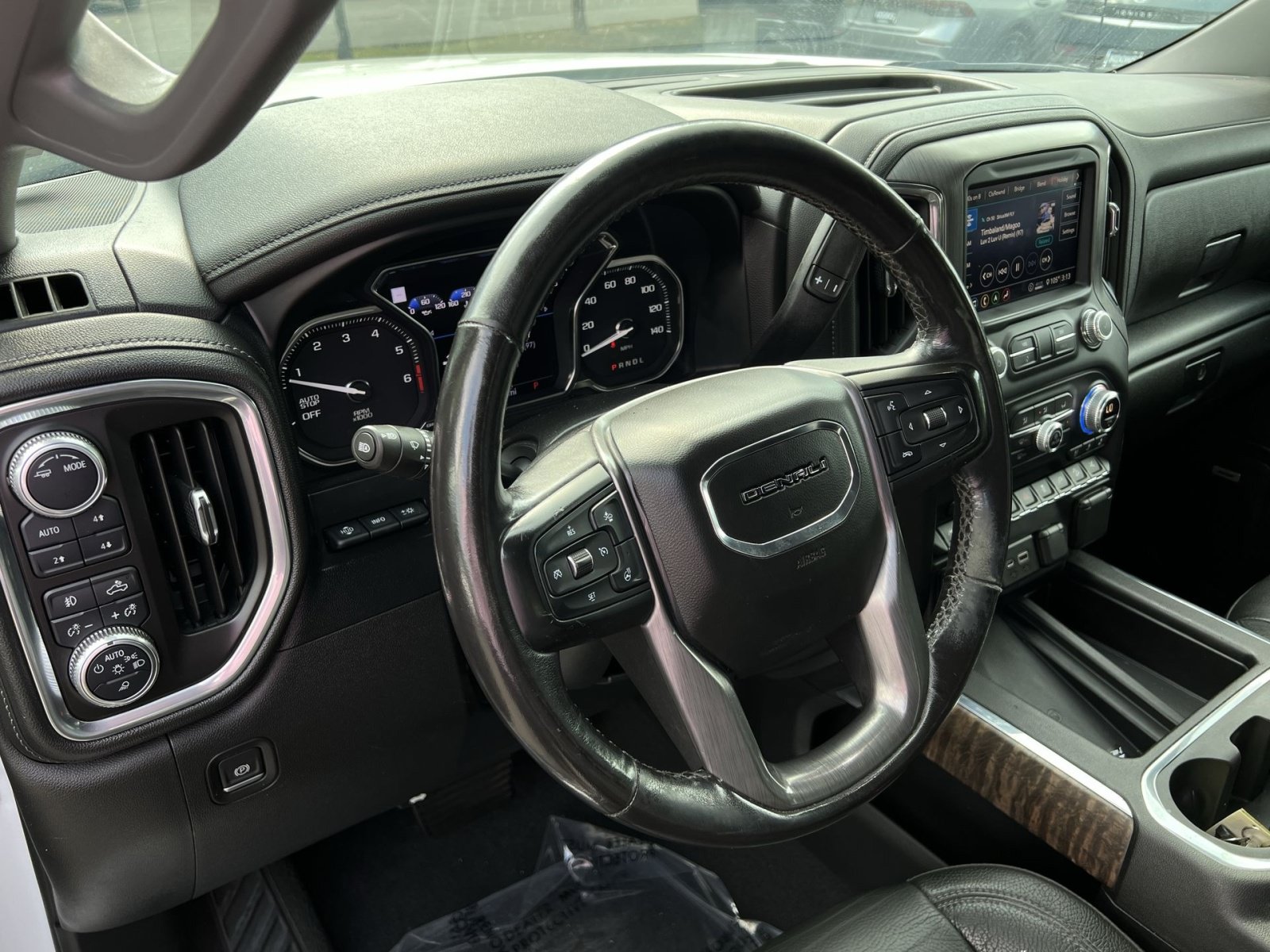 Used 2020 GMC Sierra 1500 Denali w/ Denali Ultimate Package AWD/4WD image 21