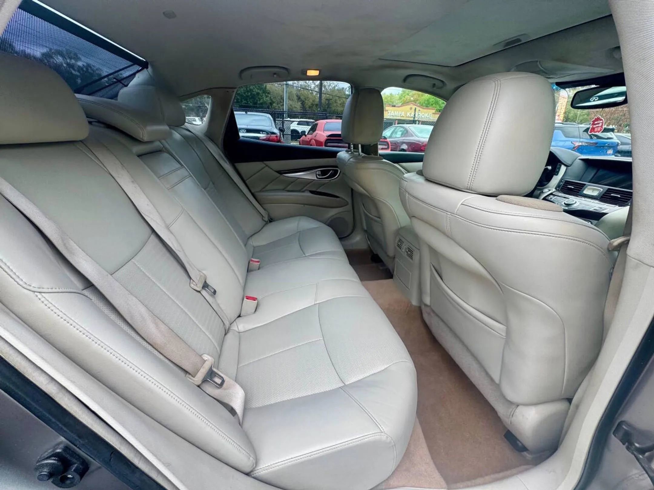 Used 2012 INFINITI M56 M56 Sedan 4D w/ Sport Pkg image 14