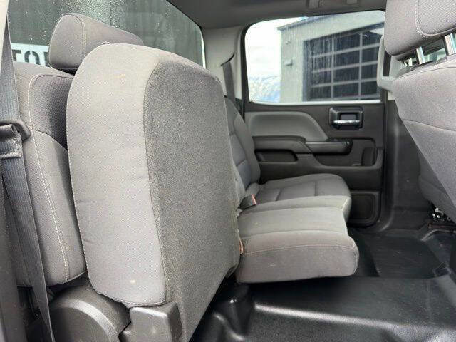 Used 2018 Chevrolet Silverado 2500 W/T w/ WT Fleet Convenience Package AWD/4WD image 12