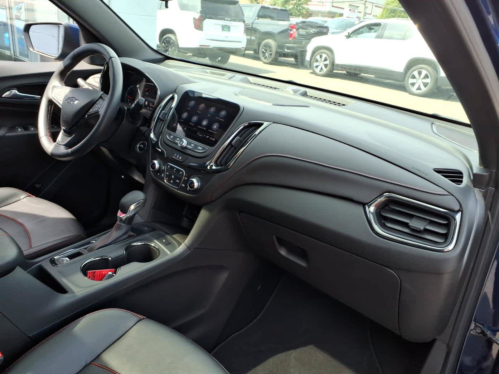 Used 2022 Chevrolet Equinox RS w/ RS Leather Package AWD/4WD image 22
