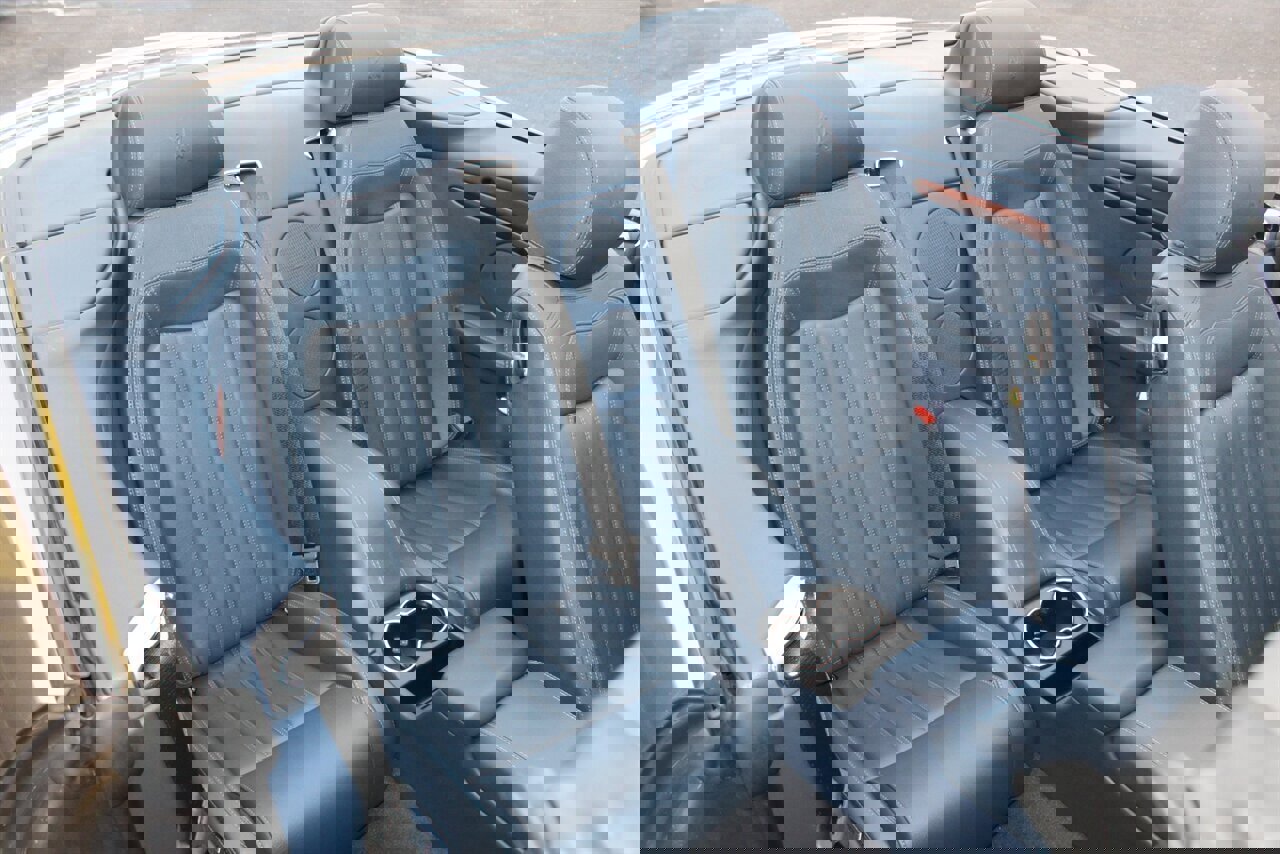 Used 2010 Maserati GranTurismo Convertible image 15