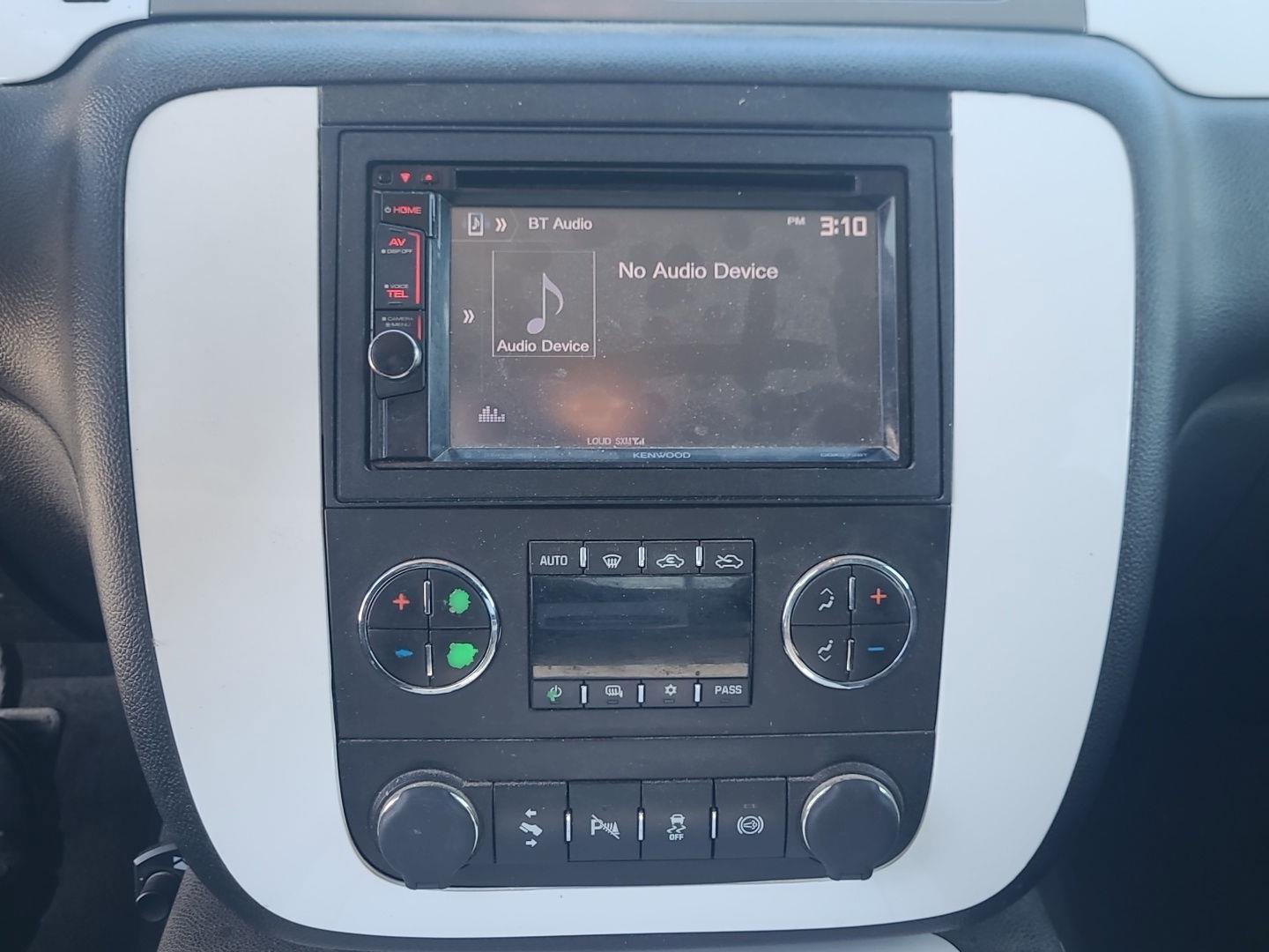 Used 2013 GMC Sierra 2500 Denali w/ Suspension Package, Off-Road image 35