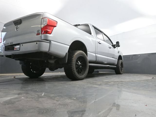 Used 2016 Nissan Titan XD AWD/4WD image 46