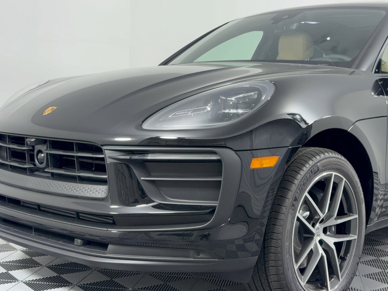 New 2026 Porsche Macan AWD/4WD image 12