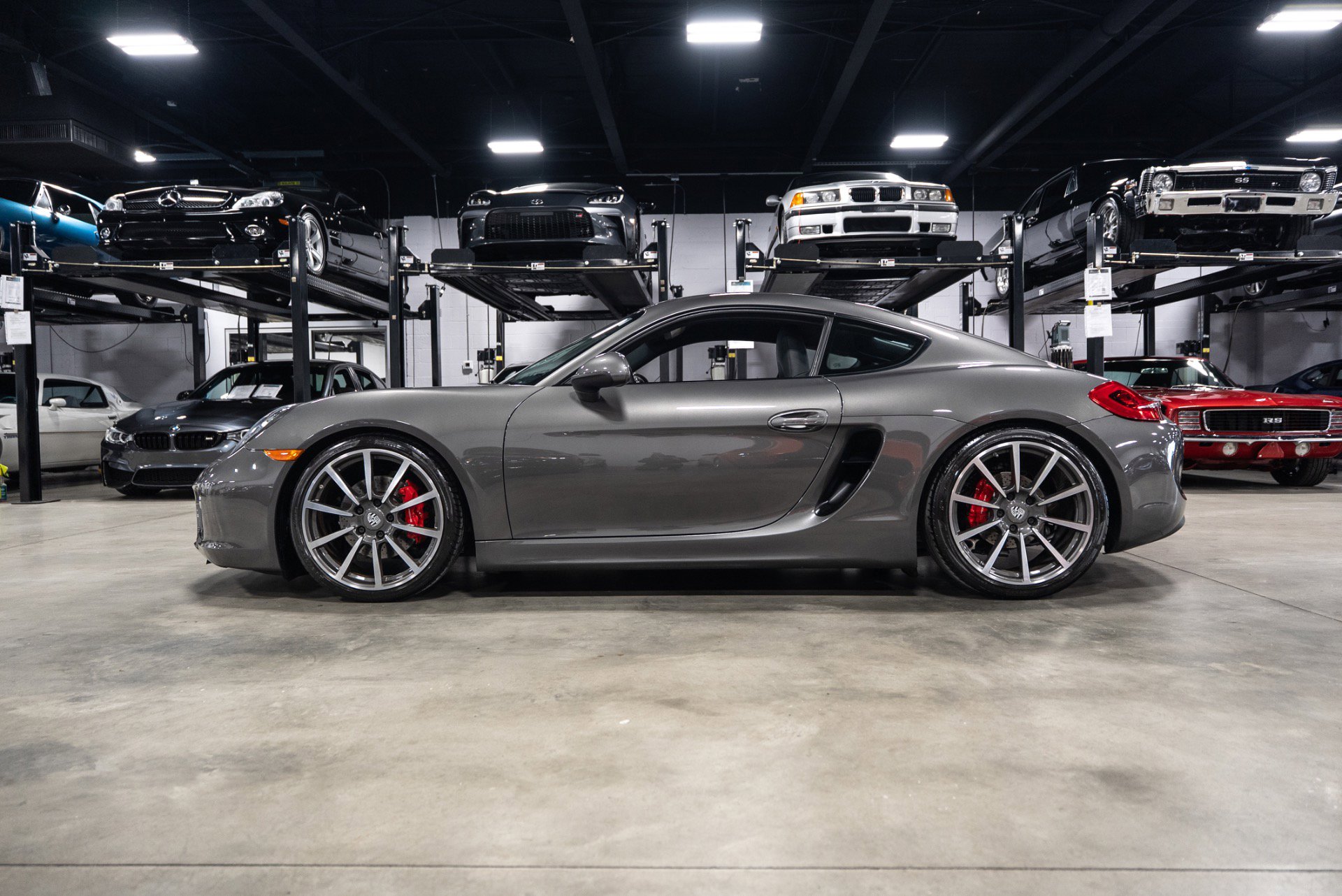 Used 2014 Porsche Cayman S image 4