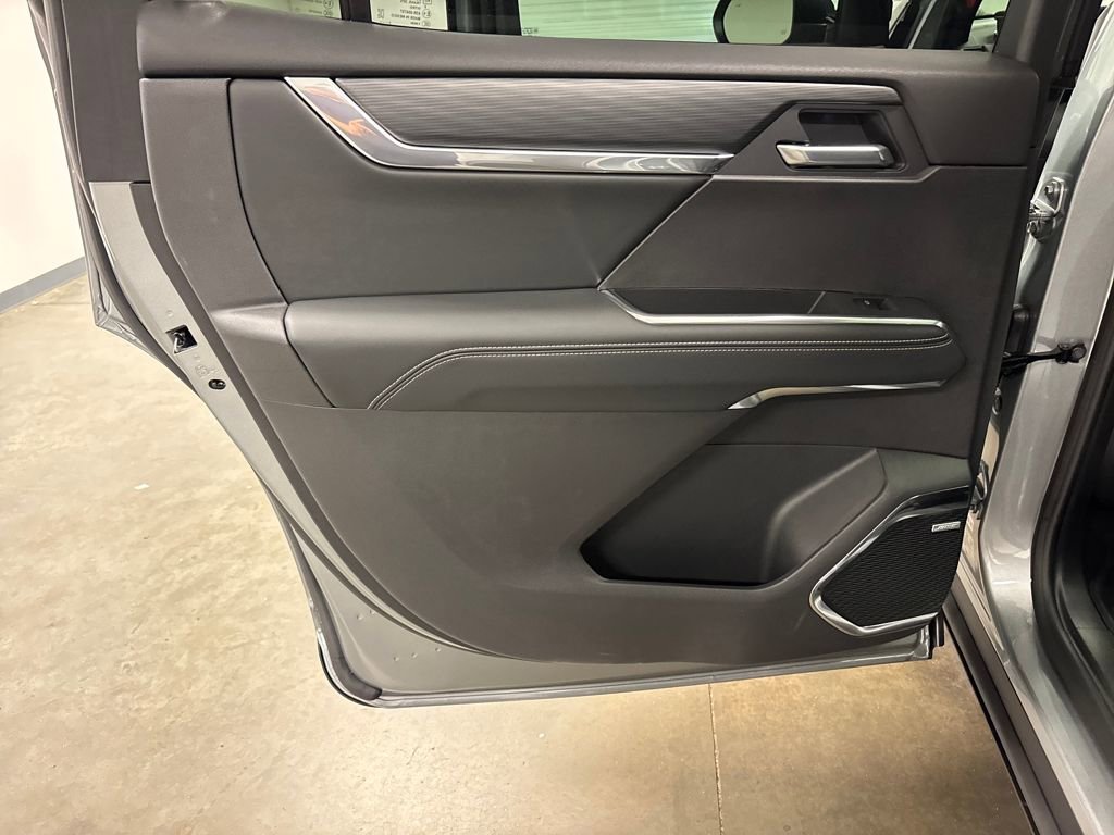 New 2026 GMC Acadia Elevation w/ Black Edition image 39