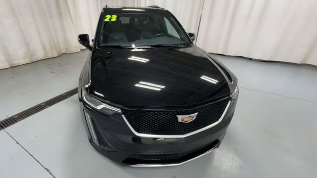 Used 2023 Cadillac XT6 Sport AWD/4WD image 3