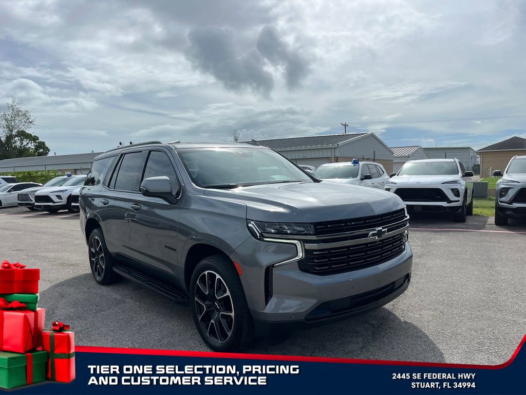 Used 2022 Chevrolet Tahoe RST w/ Sport Performance Package image 2