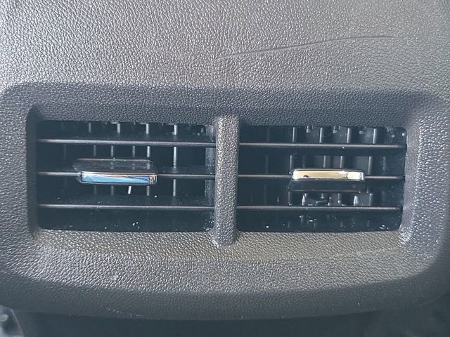 Used 2023 Chevrolet Equinox LS w/ LS Convenience Package FWD image 20