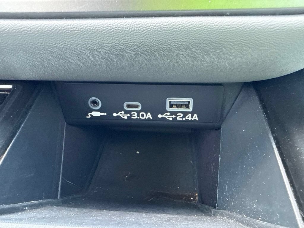 Used 2024 Subaru Outback Limited AWD/4WD image 16