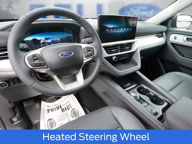 Certified 2025 Ford Explorer Active w/ Active Comfort Package AWD/4WD image 11