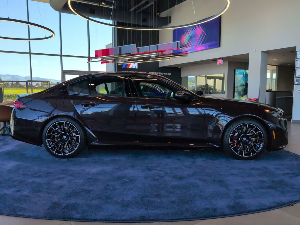 New 2026 BMW M5 w/ Carbon Package AWD/4WD image 3